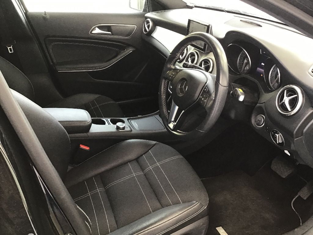 2015 Mercedes Benz GLA 180 Auto | 20,000 miles | Black