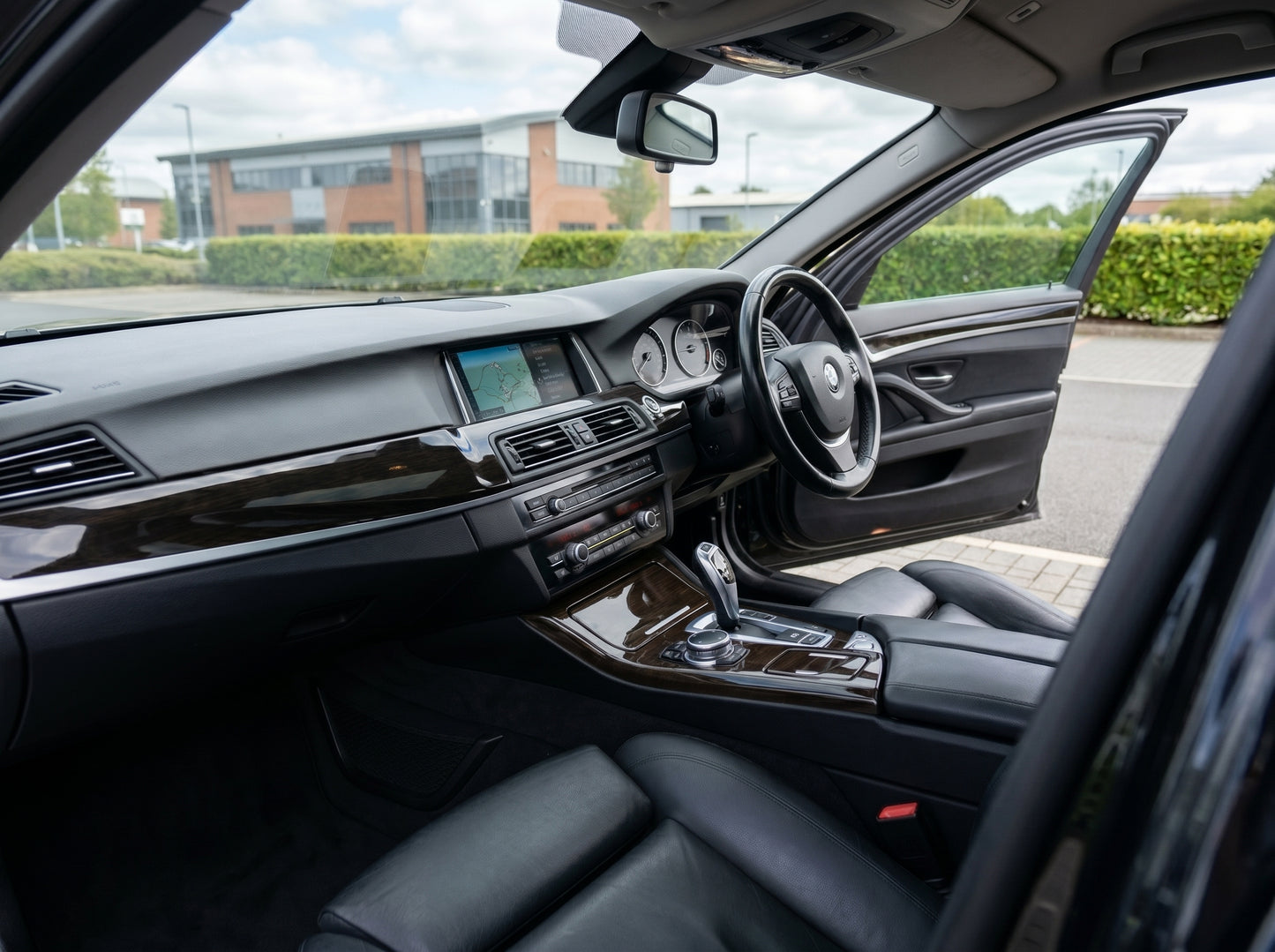 2013 BMW 528i M Sport Auto | 39,000 miles | Black