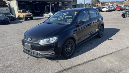 2014 Volkswagen POLO TSI Bluemotion 1.2 Auto | 31,000 miles | Black